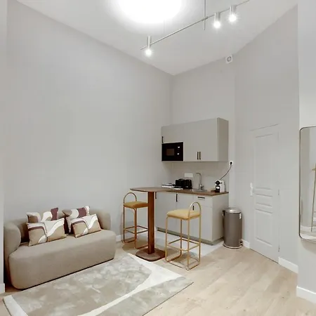 Cozy Coeur Du 6eme - Close To Luxembourg Апартаменты Париж
