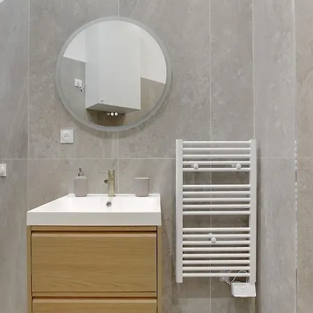 Апартаменты Cozy Coeur Du 6eme - Close To Luxembourg Париж