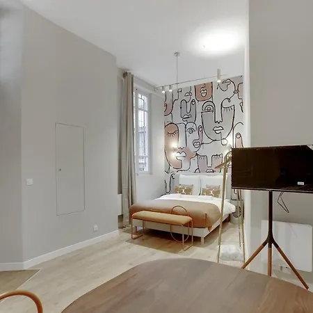 Cozy Coeur Du 6eme - Close To Luxembourg * Parijs